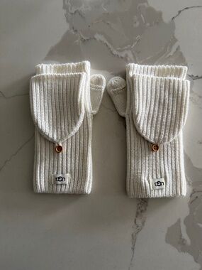 UGG Knit Flip Mitten